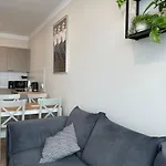Apartament Z Balkonem Ul Portowa